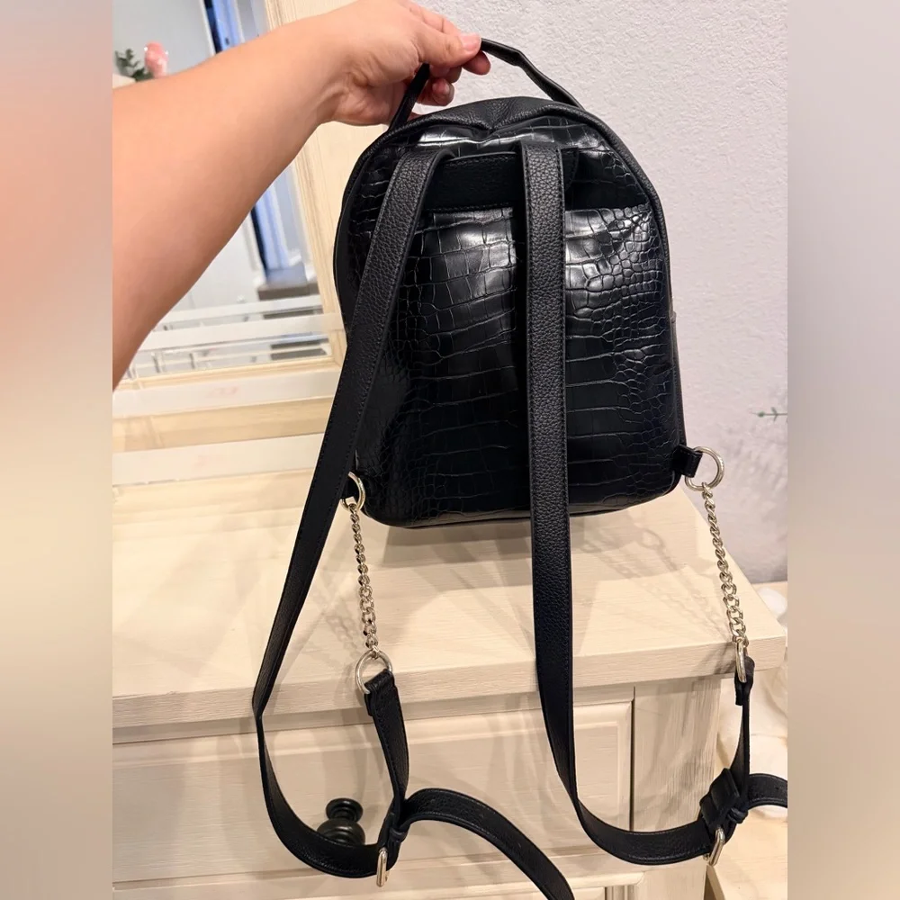 Love Moschino backpack and Eyeshadow Palette